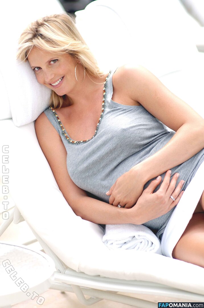 Penny Lancaster / penny.lancaster Meztelen OnlyFans  Kikerült fotó #9