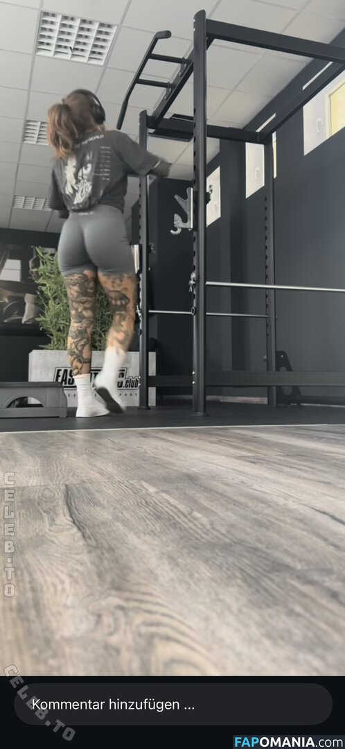 Petra Siebeck / flashinglines / redtatbabe Meztelen OnlyFans  Kikerült fotó #2