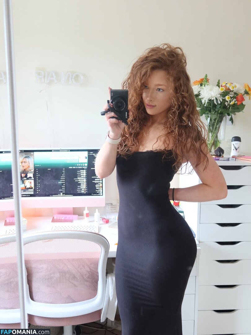 Phoebe / englishphoebex / phoebeisginger Meztelen OnlyFans  Kikerült fotó #25