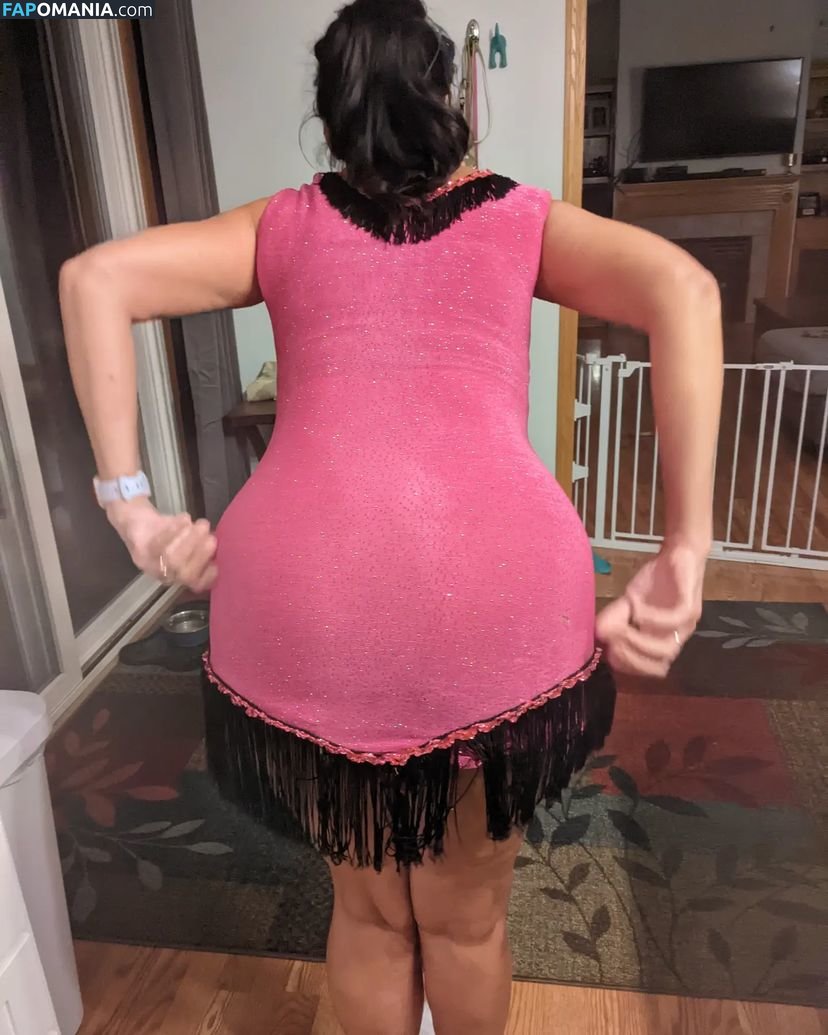 Polly Anna / PollytheMilf / https: Meztelen OnlyFans  Kikerült fotó #7