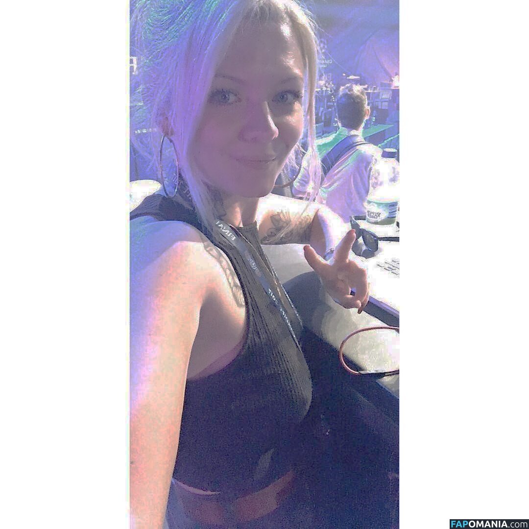 Darts / Polly James / pollyjames Meztelen OnlyFans  Kikerült fotó #14