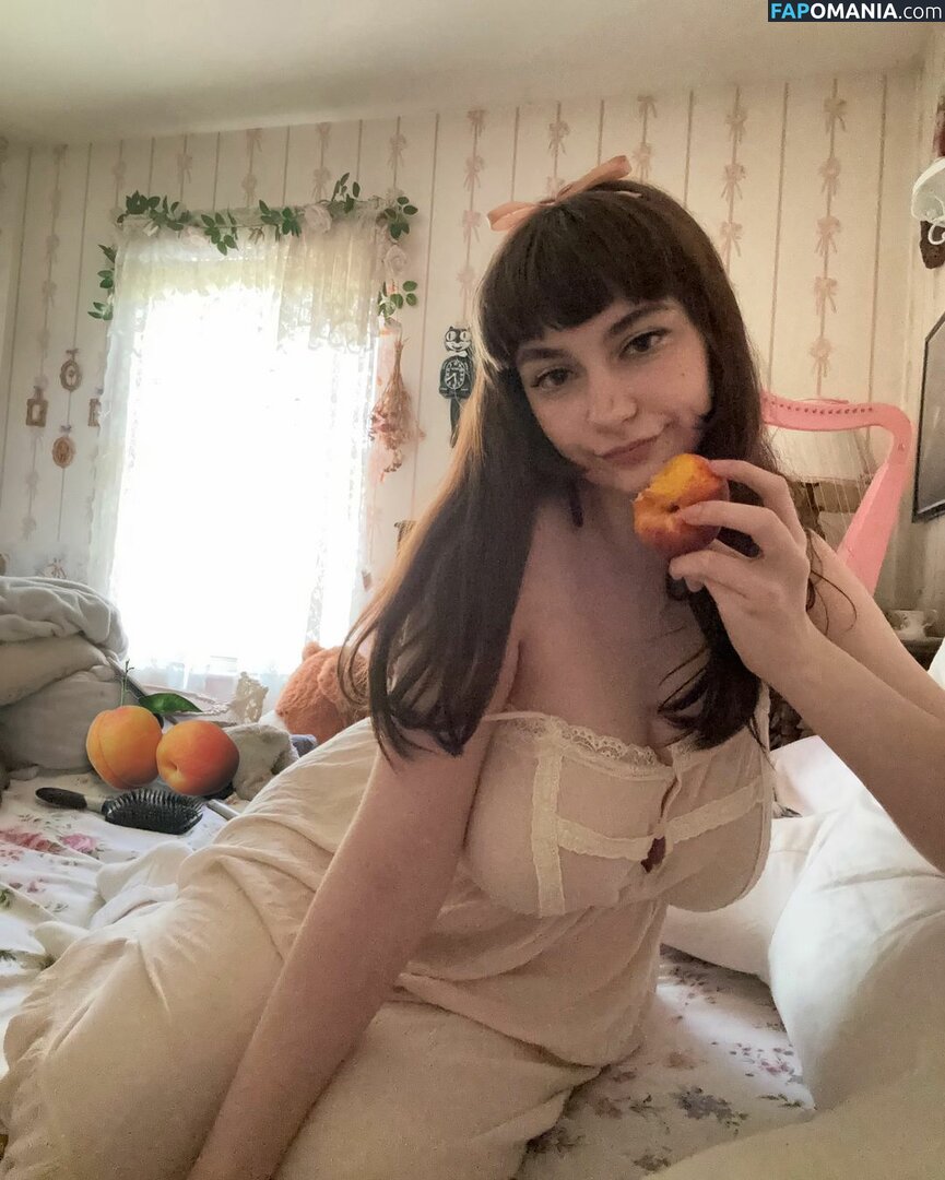 porcelainmilkbottle / sleepylittledolly / u379634773 Meztelen OnlyFans  Kikerült fotó #10