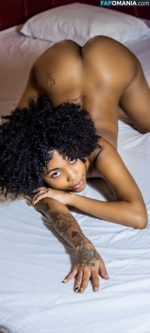 Pretinha Claire / https: / pretinhaclaire Meztelen OnlyFans  Kikerült fotó #4