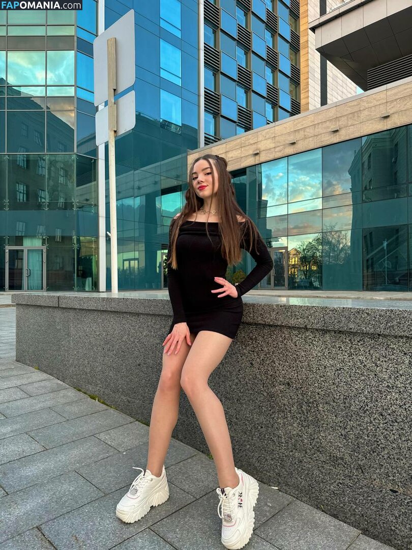 cutekatrin / princesse.katrin Meztelen OnlyFans  Kikerült fotó #25