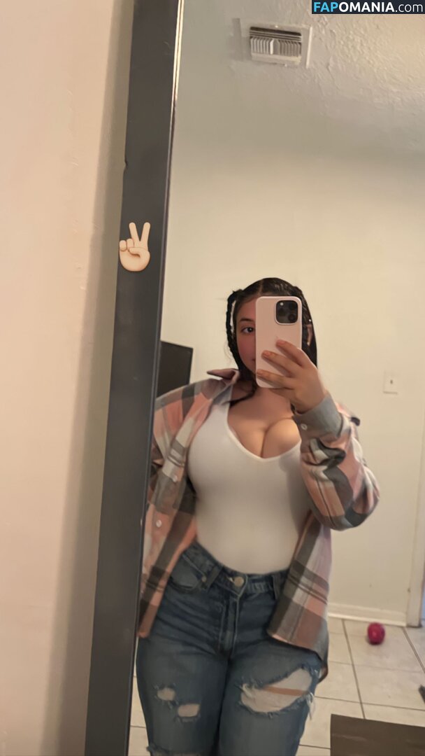 babyemilyver / princessemily / princesssaaemily Meztelen OnlyFans  Kikerült fotó #13
