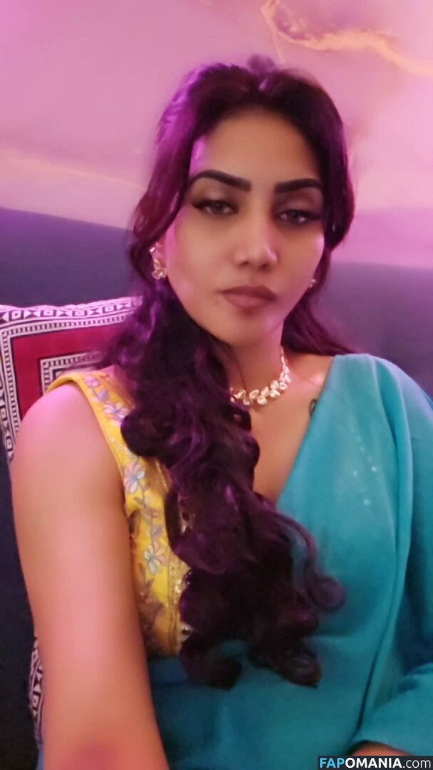 Priya Naidu / priya_naidu0422 Meztelen OnlyFans  Kikerült fotó #8