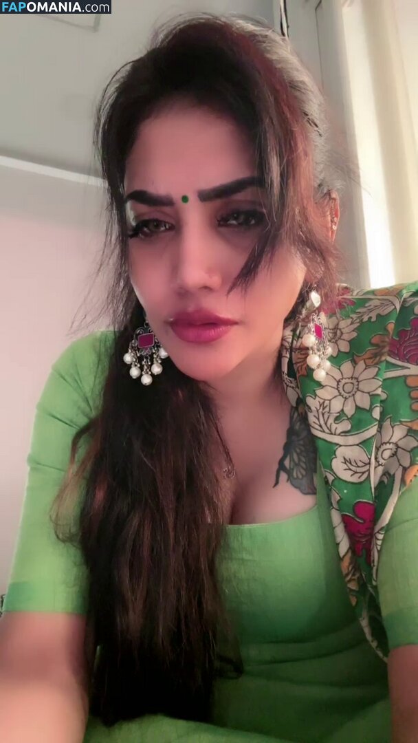 Priya Naidu / priya_naidu0422 Meztelen OnlyFans  Kikerült fotó #10