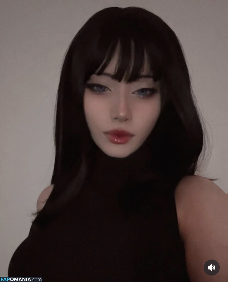 caseys_gxrlfriend / cosplaynsfw / prymsgarden Meztelen OnlyFans  Kikerült fotó #2