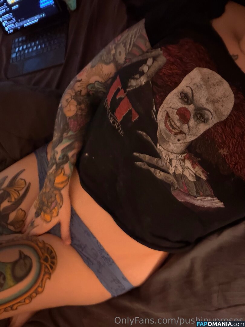 PushingUpRoses / https: / roseanders Meztelen OnlyFans  Kikerült fotó #372