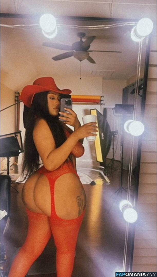 Queen Sznn / https: / locdqueenx Meztelen OnlyFans  Kikerült fotó #4