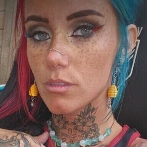 Queenb004