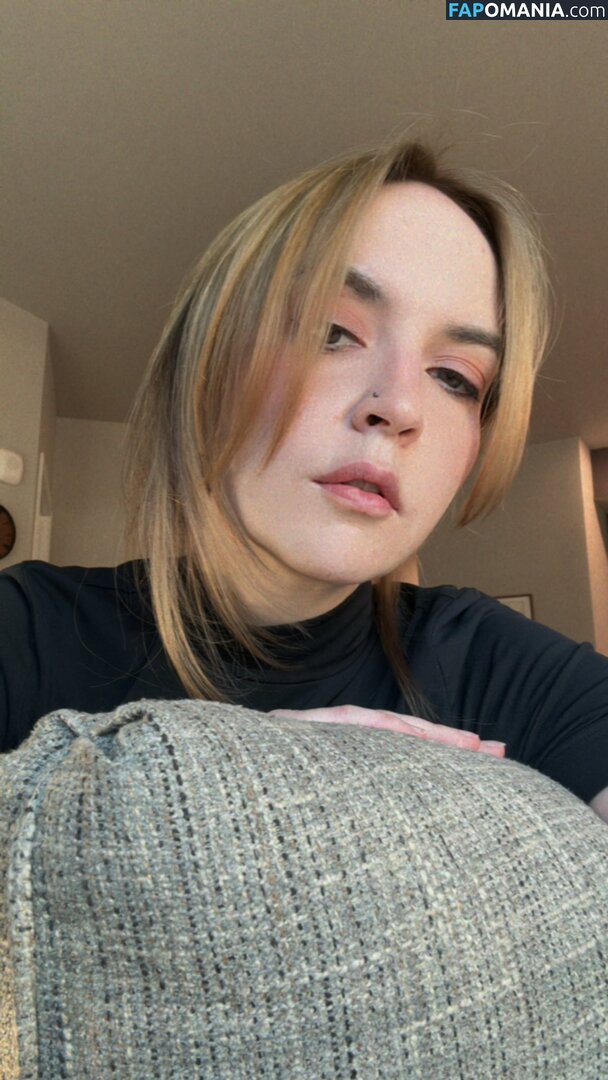 Quelaag / xingenue Meztelen OnlyFans  Kikerült fotó #3