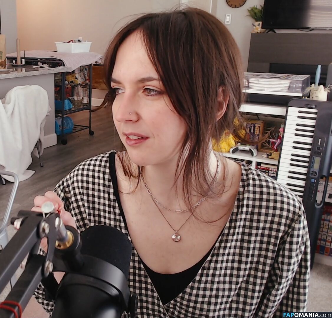 Quelaag / xingenue Meztelen OnlyFans  Kikerült fotó #4