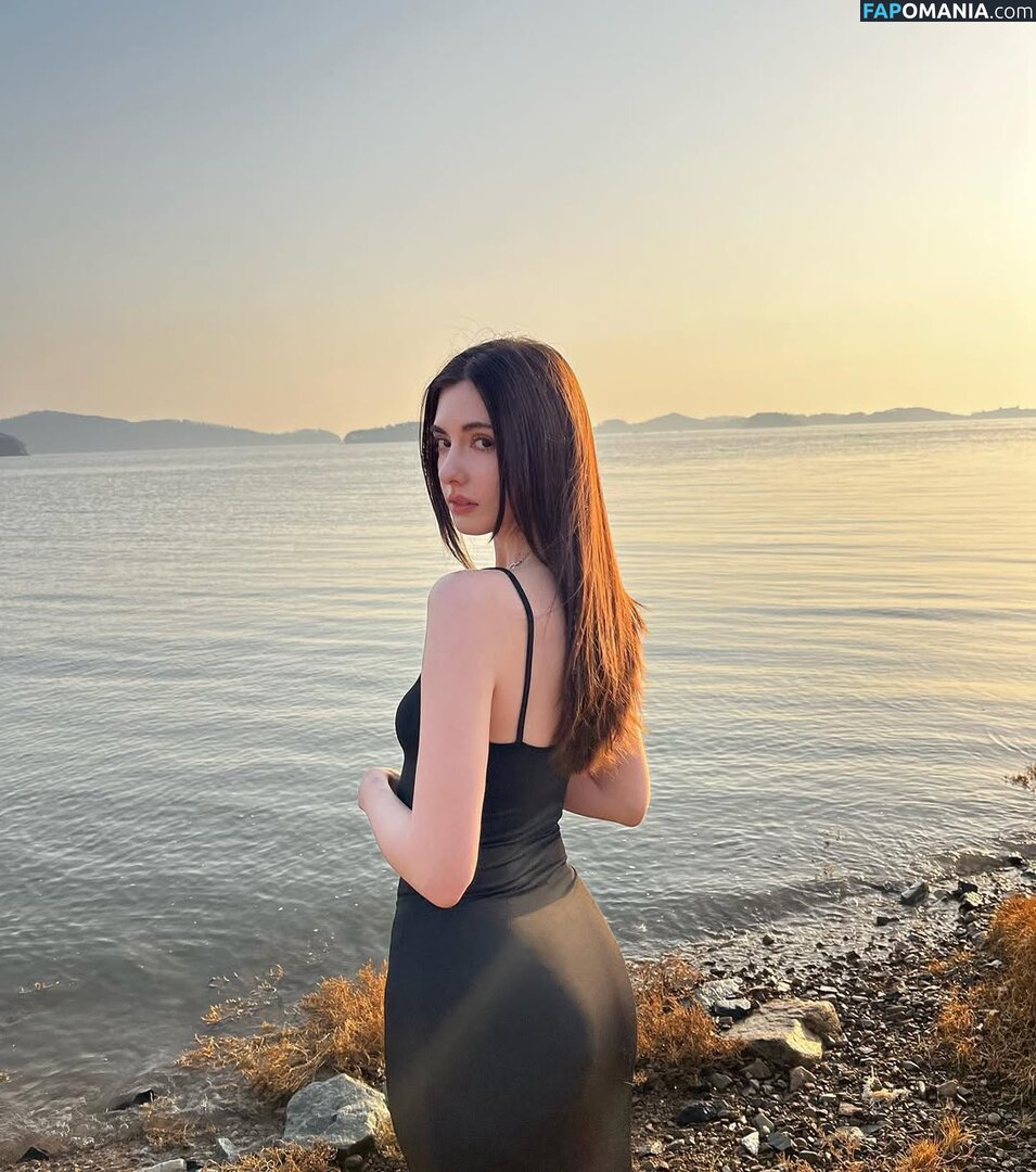 Rachel Kwon / https: / rachelheheh / rachelkgagami Meztelen OnlyFans  Kikerült fotó #4