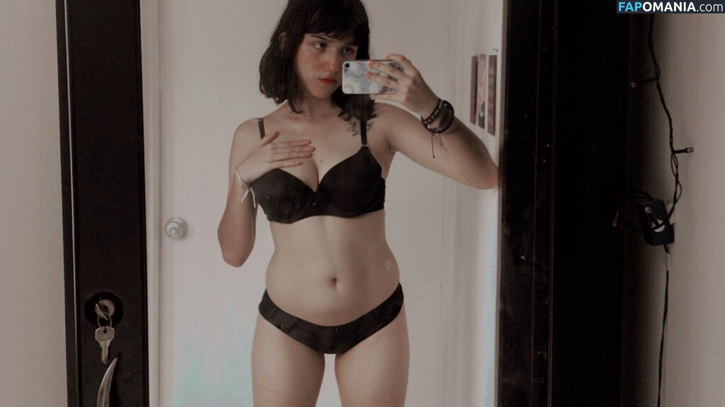 girlwithdragontat / ramonalothbrok Meztelen OnlyFans  Kikerült fotó #6