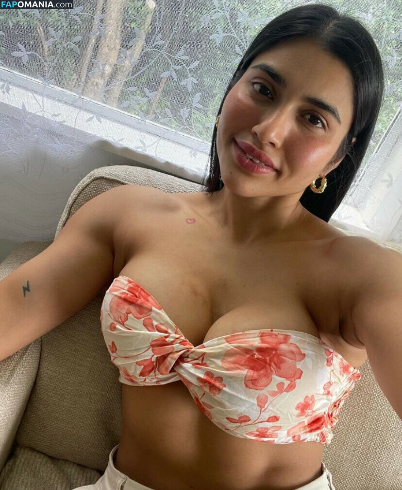 Ravina Patel / its_ravina2429 / its_shoaibravina / unfilteredme Meztelen OnlyFans  Kikerült fotó #9