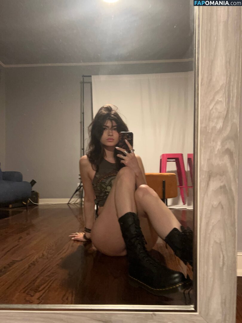 RawrReeXD  / RawrReeXD / Rorey / rawrreexd Meztelen OnlyFans  Kikerült fotó #3