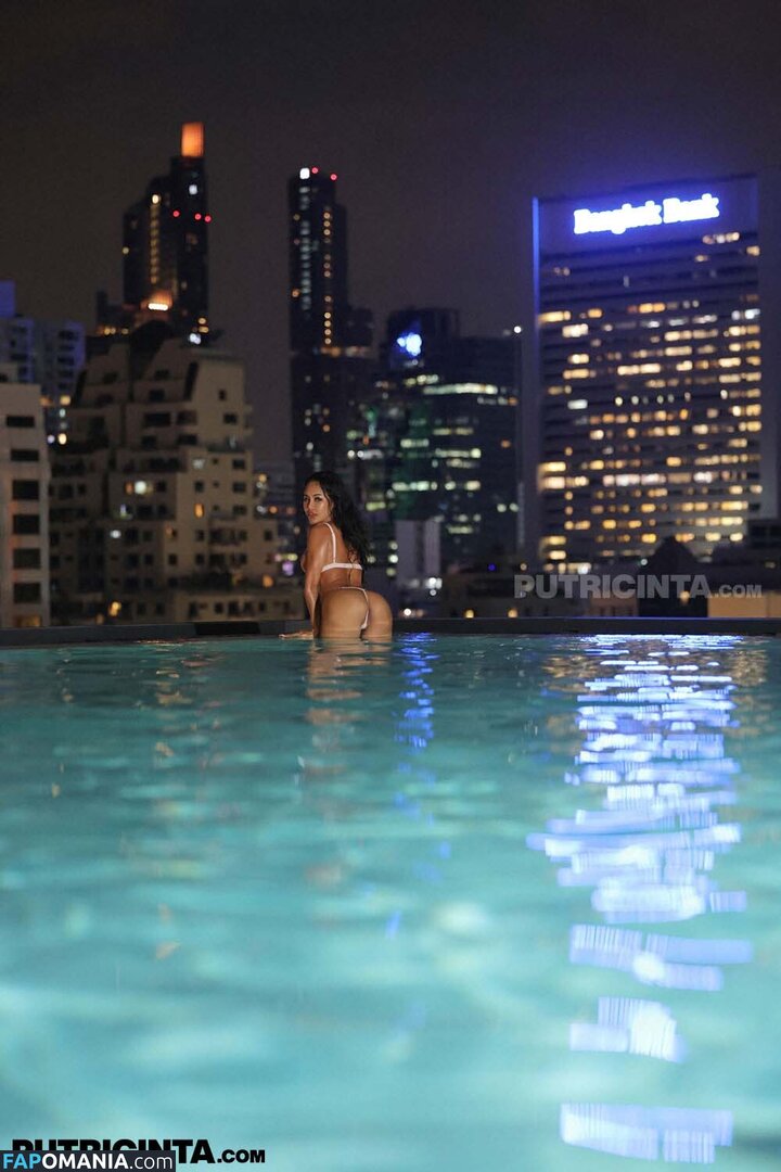 Raysi G / raysileeum / raysileeum_asianthai Meztelen OnlyFans  Kikerült fotó #22