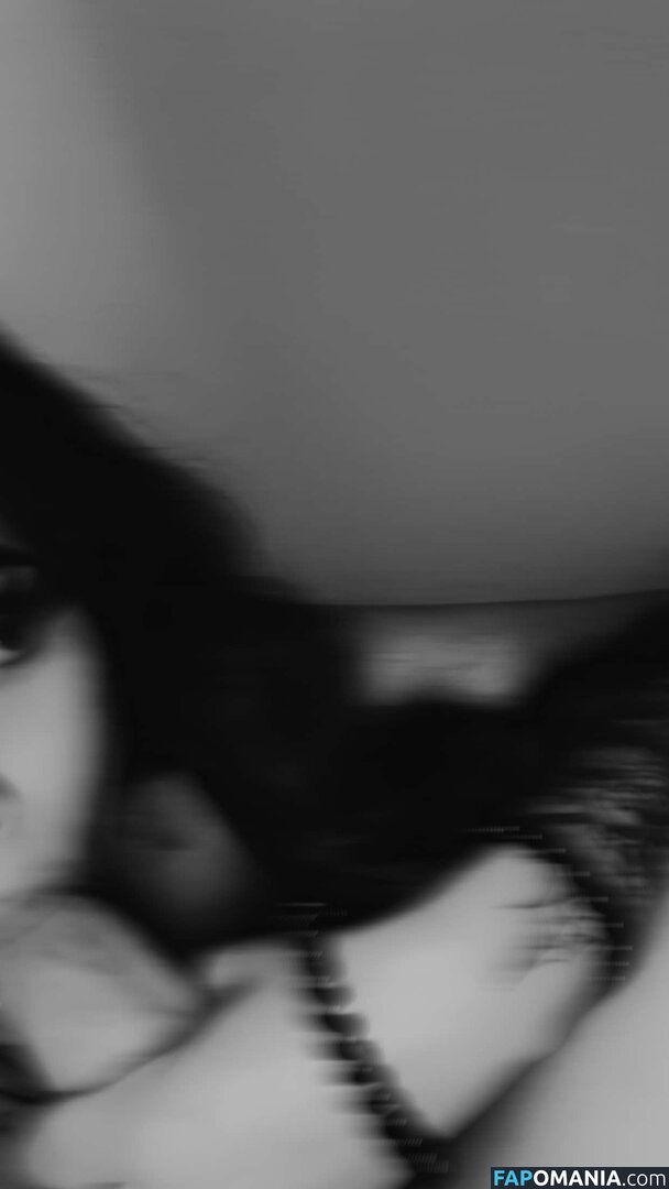 Rayventtaylor / m3talxfr3ak Meztelen OnlyFans  Kikerült fotó #3