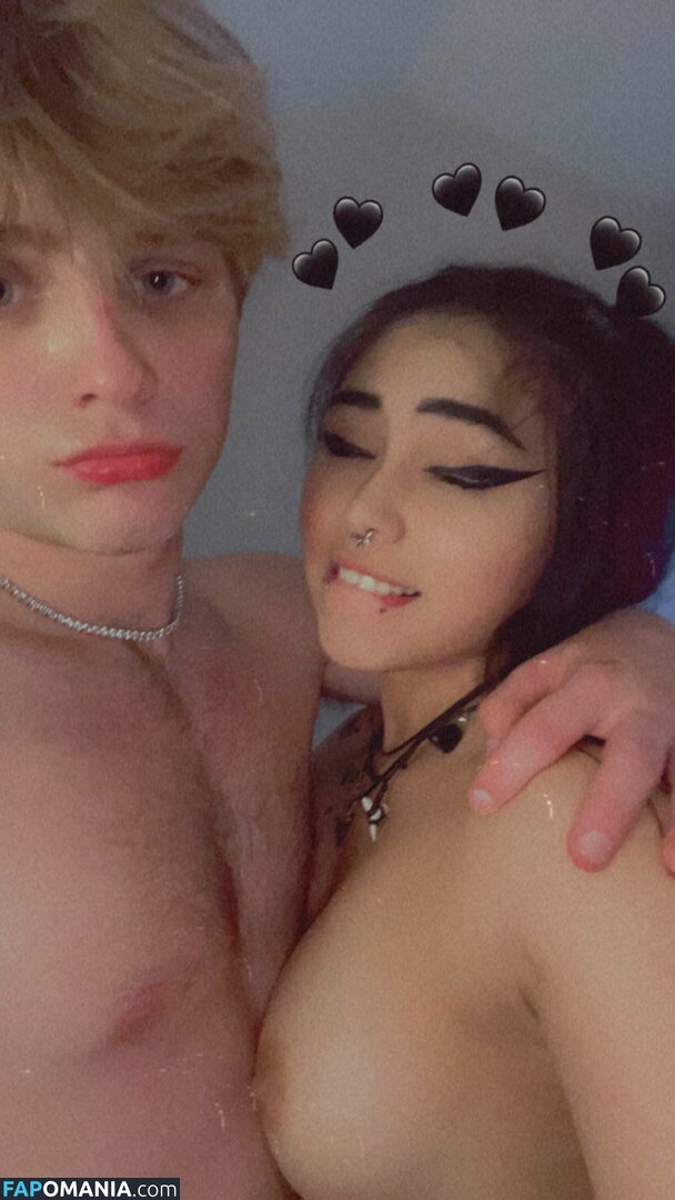 Rayventtaylor / m3talxfr3ak Meztelen OnlyFans  Kikerült fotó #4