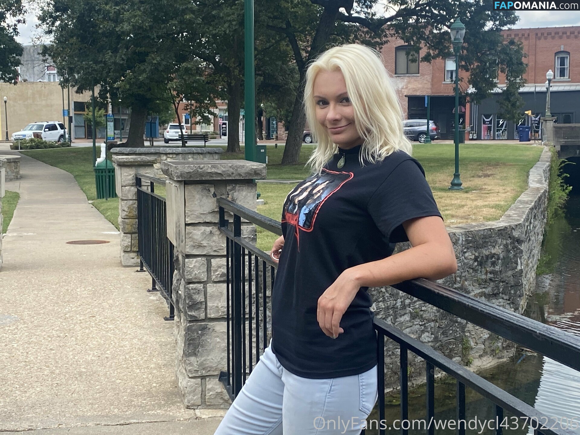 realprincesstiabeanie Meztelen OnlyFans  Kikerült fotó #3