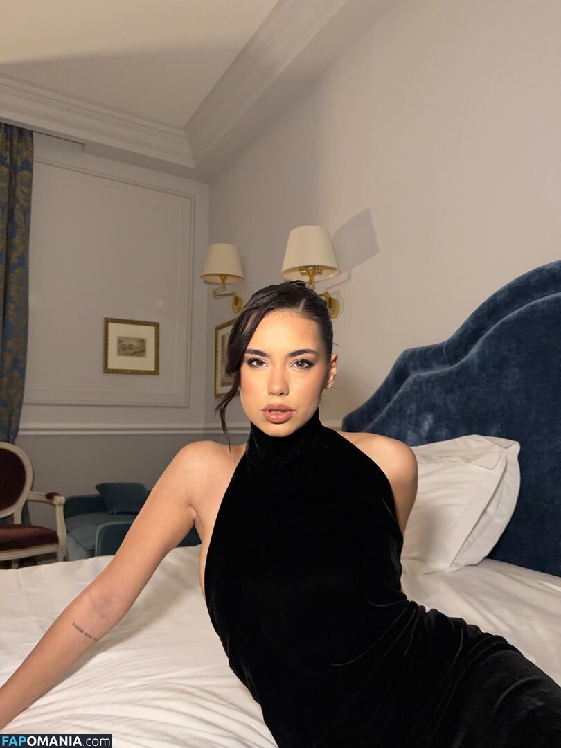 Rebecca Parziale / rebecca.parziale Meztelen OnlyFans  Kikerült fotó #3