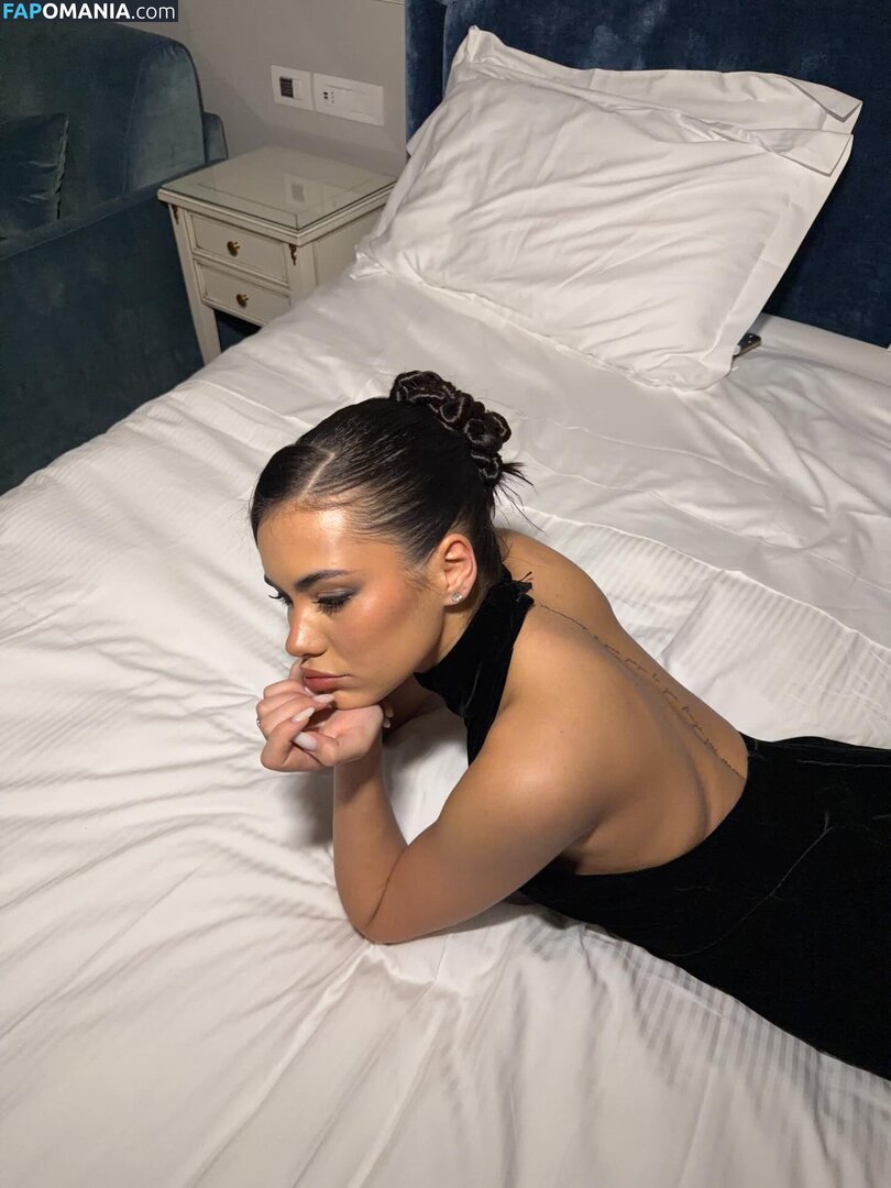 Rebecca Parziale / rebecca.parziale Meztelen OnlyFans  Kikerült fotó #4