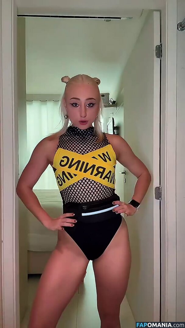 Renata Schneider / renata.c.schneider Meztelen OnlyFans  Kikerült fotó #9