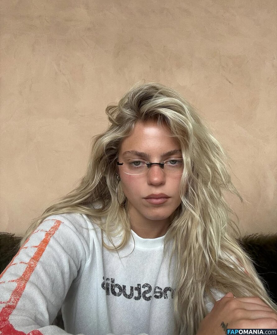 Renee Rapp / reneerapp Meztelen OnlyFans  Kikerült fotó #139