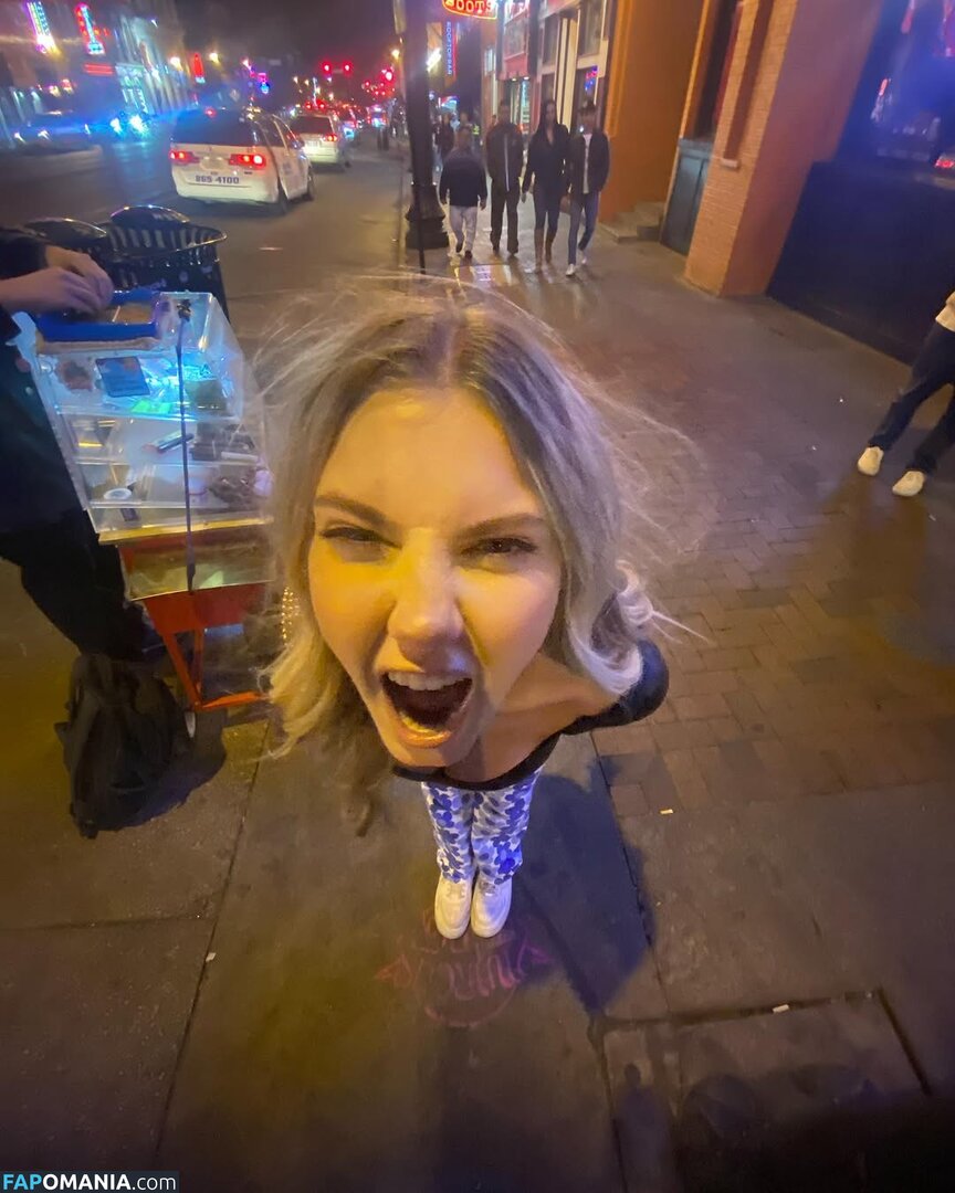 rianabailey / thatgirlriana Meztelen OnlyFans  Kikerült fotó #20