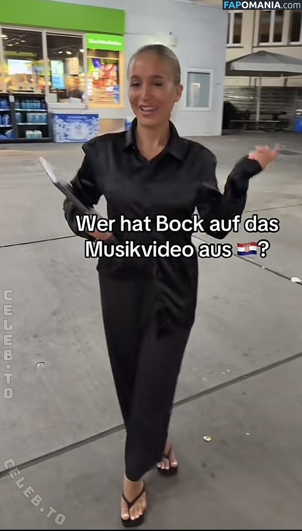 Rina / rina.official / rinaoffiziell Meztelen OnlyFans  Kikerült fotó #3
