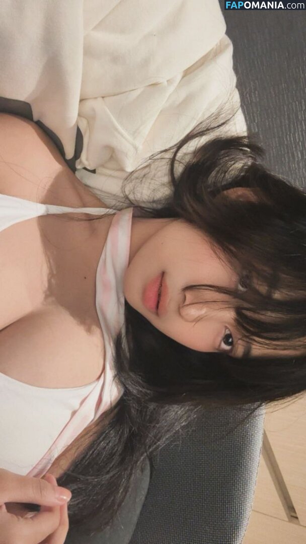 https: / notriissaaa / risaatjan Meztelen OnlyFans  Kikerült fotó #17