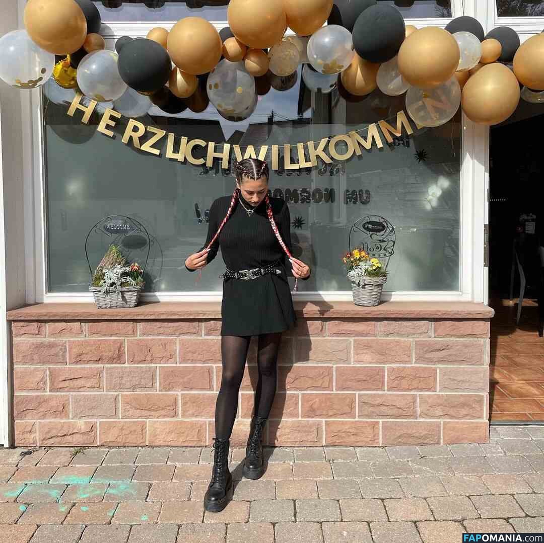 Romanian Girls / romanian_instagirls Meztelen OnlyFans  Kikerült fotó #28