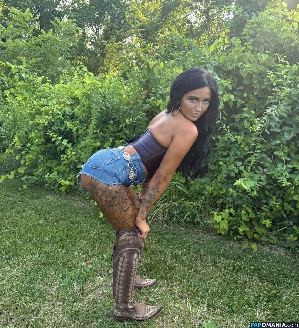 Petitetattedplati / Ronika Eskins / ronika_eskins Meztelen OnlyFans  Kikerült fotó #13