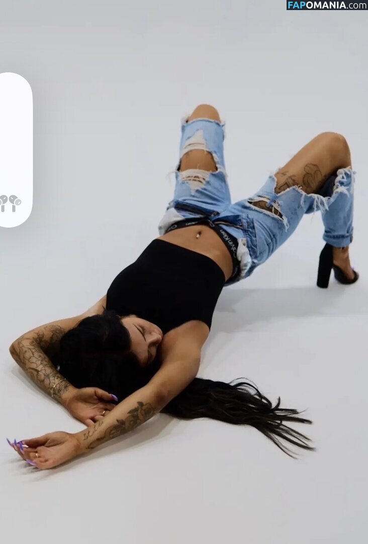 Petitetattedplati / Ronika Eskins / ronika_eskins Meztelen OnlyFans  Kikerült fotó #32