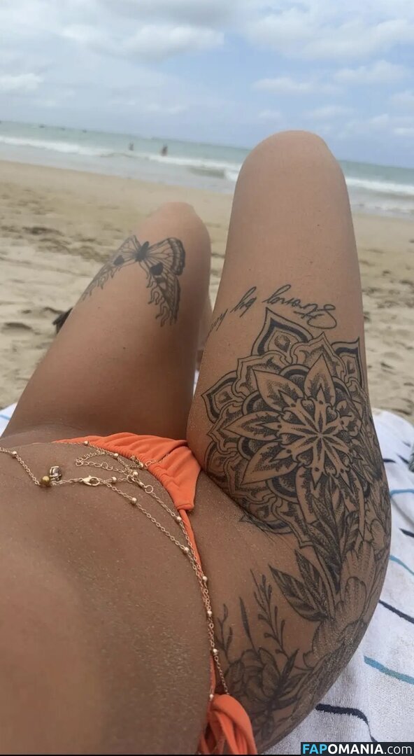 Petitetattedplati / Ronika Eskins / ronika_eskins Meztelen OnlyFans  Kikerült fotó #114