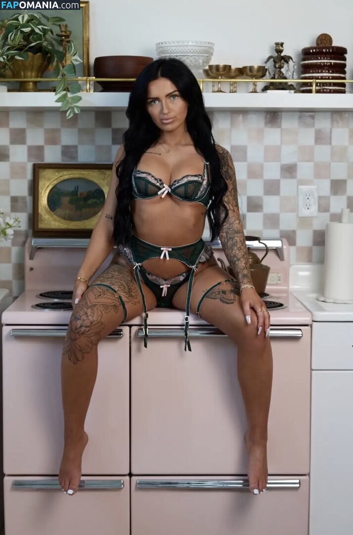 Petitetattedplati / Ronika Eskins / ronika_eskins Meztelen OnlyFans  Kikerült fotó #117