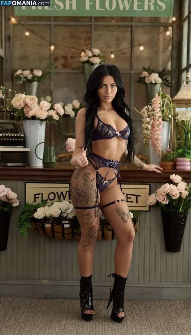 Petitetattedplati / Ronika Eskins / ronika_eskins Meztelen OnlyFans  Kikerült fotó #119