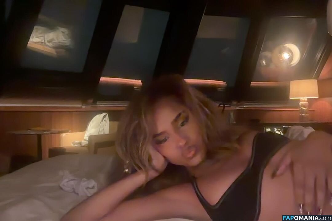 Tyla / Tyllaaaaaaa / _40onPump2_ / ronnie_hart Meztelen OnlyFans  Kikerült fotó #3