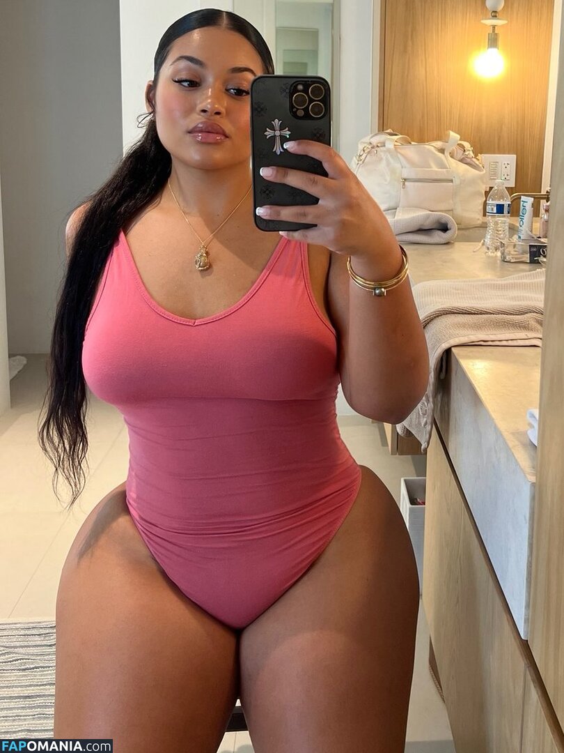 Roseyroyyal Meztelen OnlyFans  Kikerült fotó #1