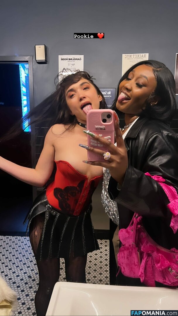 Rowan Blanchard / Simp Chat / https: / rowanblanchard Meztelen OnlyFans  Kikerült fotó #155