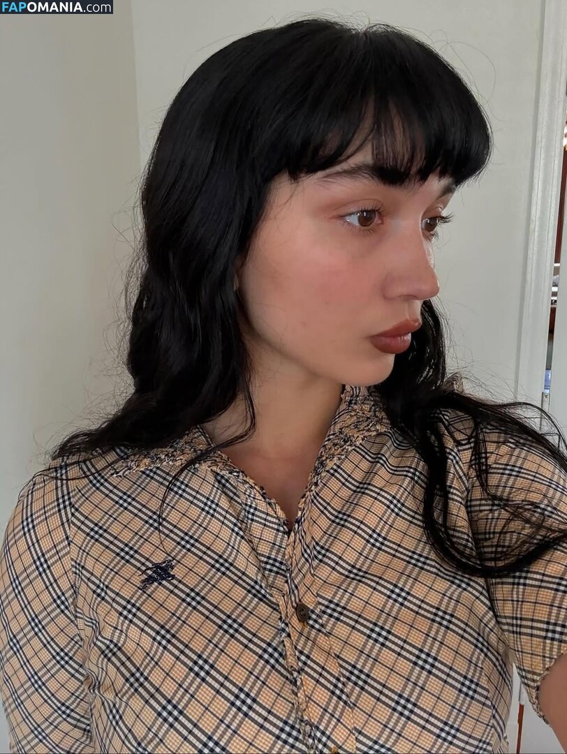 Rowan Blanchard / Simp Chat / https: / rowanblanchard Meztelen OnlyFans  Kikerült fotó #526