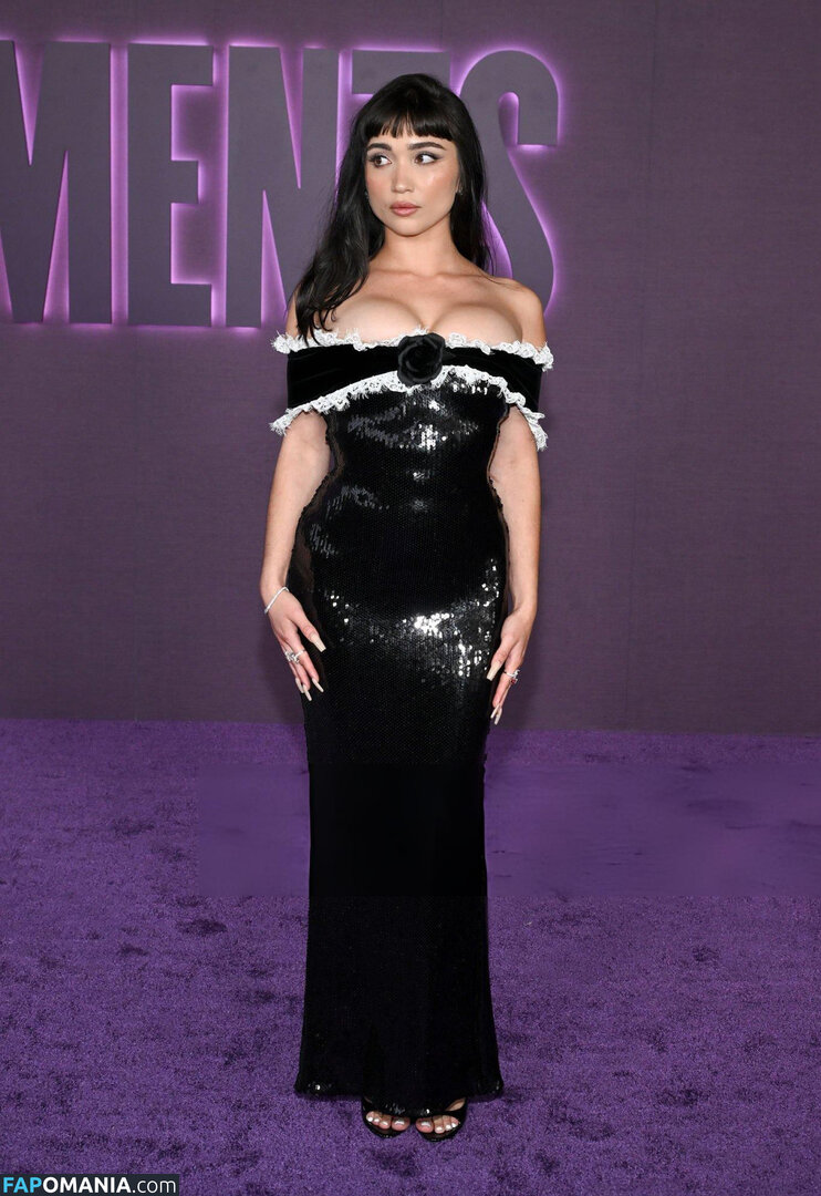 Rowan Blanchard / Simp Chat / https: / rowanblanchard Meztelen OnlyFans  Kikerült fotó #549