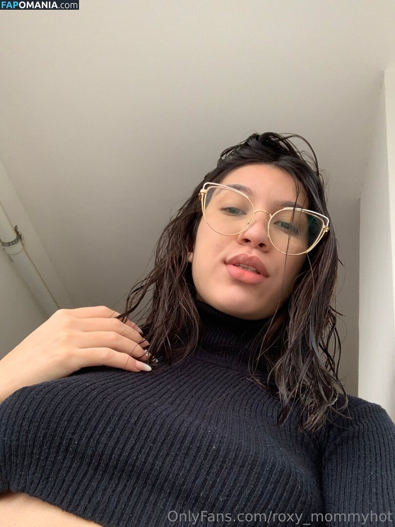 roxy_mommyhot Meztelen OnlyFans  Kikerült fotó #8