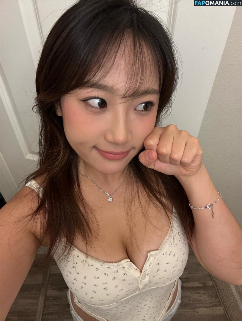 Rubyzhu / rubyzhu1204 Meztelen OnlyFans  Kikerült fotó #13