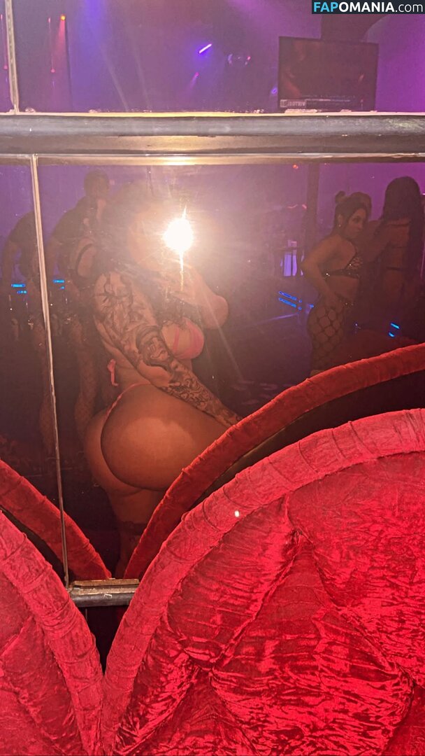 Ruthlesshg  / https: / mscarlettredd / ruthlesshg Meztelen OnlyFans  Kikerült fotó #2