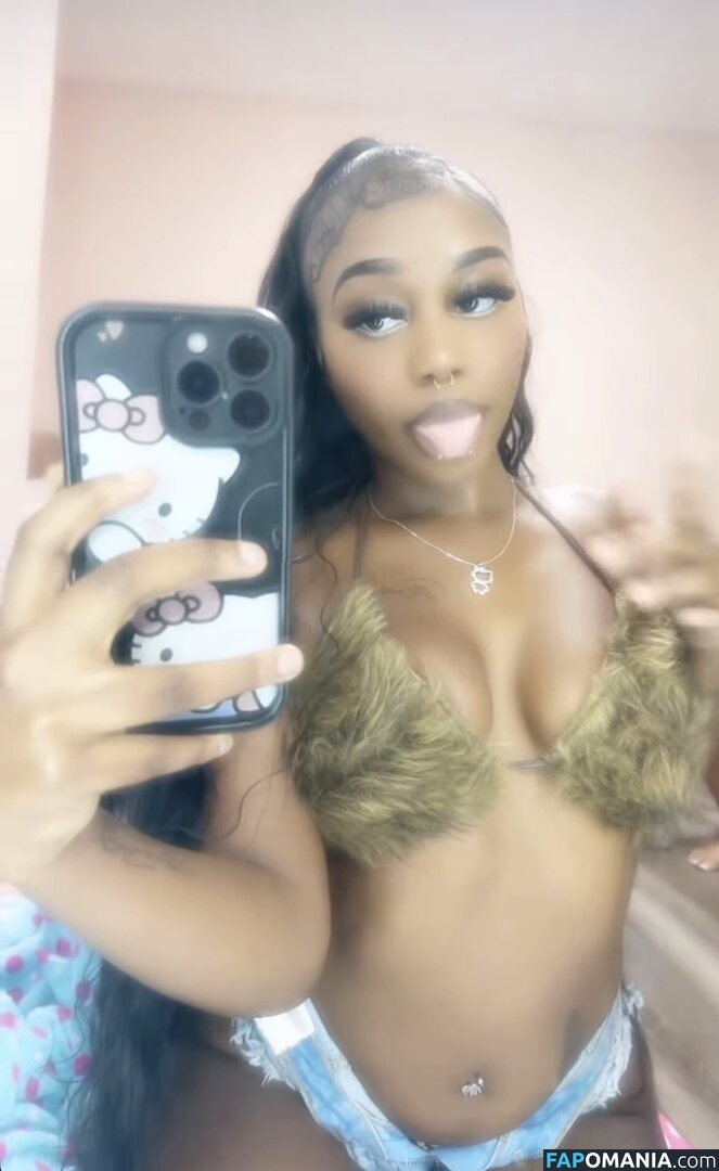 https: / s3xy_bubbles Meztelen OnlyFans  Kikerült fotó #1