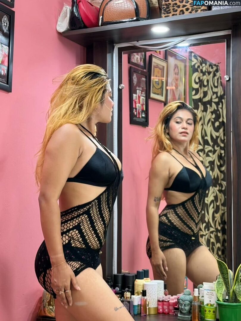 Sabetri Dehury / sabetridehury Meztelen OnlyFans  Kikerült fotó #11