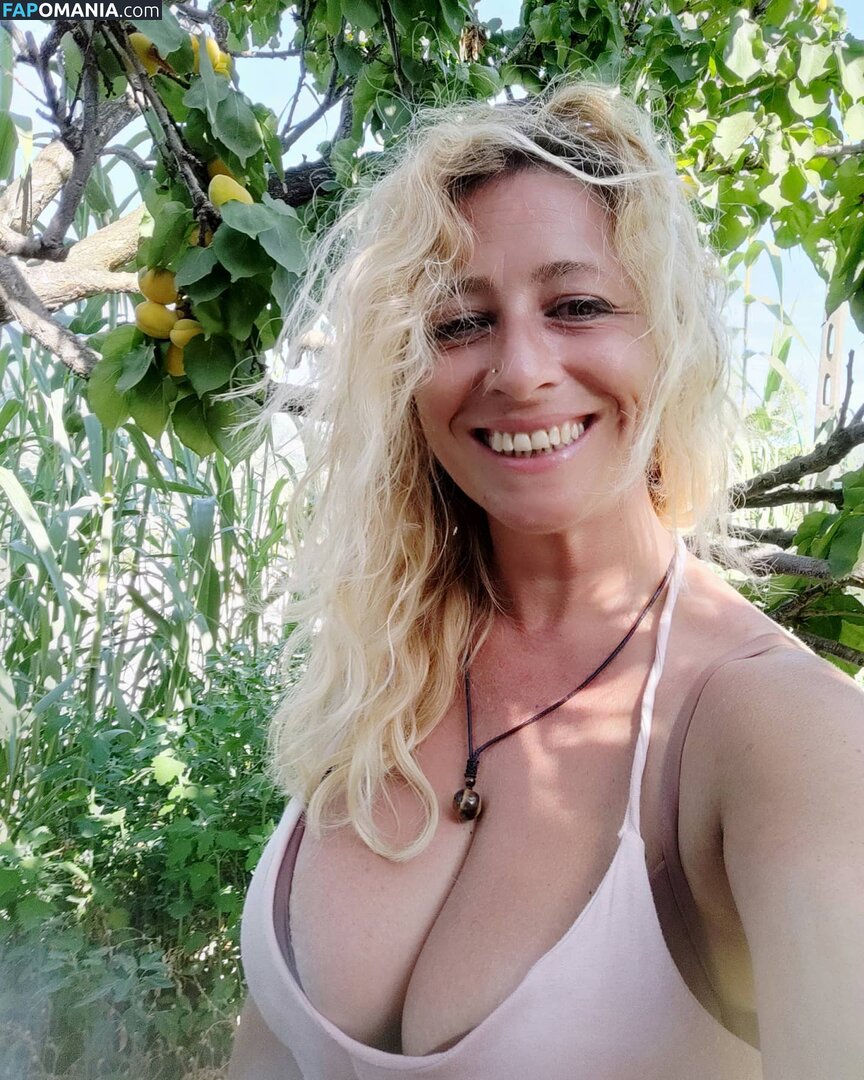 Sabina Di Iorio / sabina_diiorio / sabynadi Meztelen OnlyFans  Kikerült fotó #11