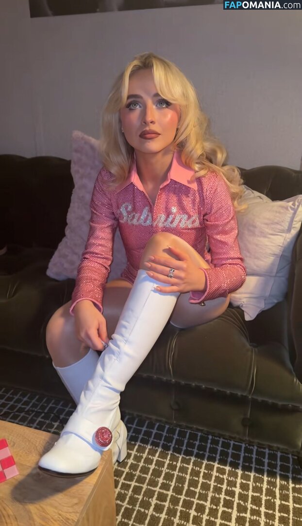 Sabrina Carpenter / https: / sabrinacarpenter Meztelen OnlyFans  Kikerült fotó #2496